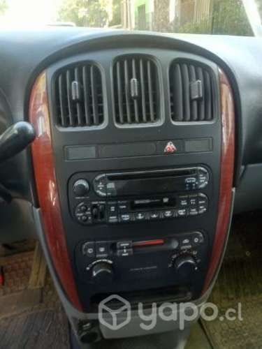 Crysler Caravan 2006 full