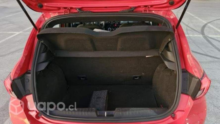 Fiat argo trekking, año 2022