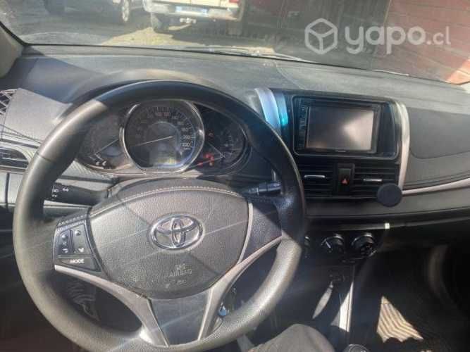 Toyota yaris 2016