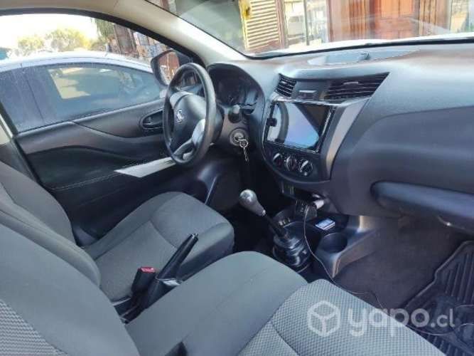 Nissan np300 cabina simple