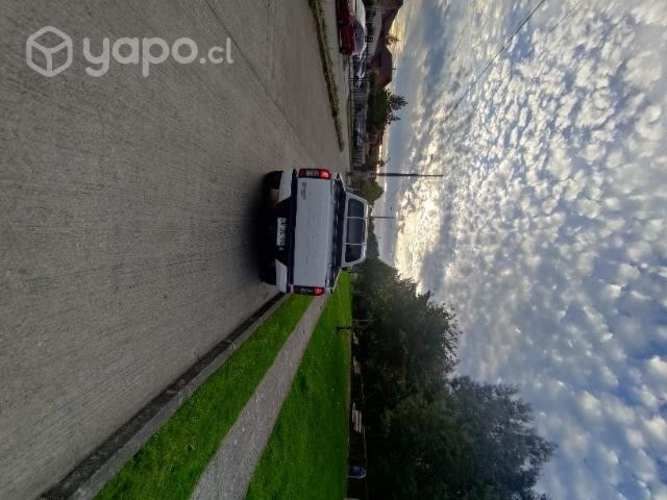 Nissan np300 cabina simple