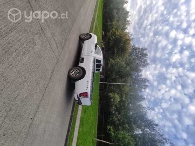 Nissan np300 cabina simple