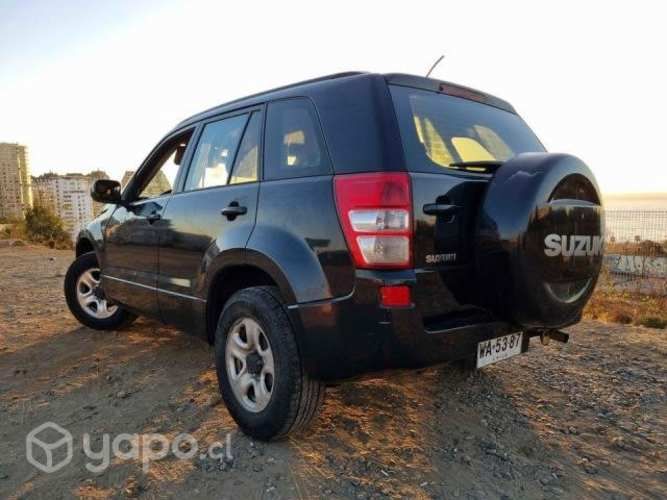 Suzuki grand nomade 2006