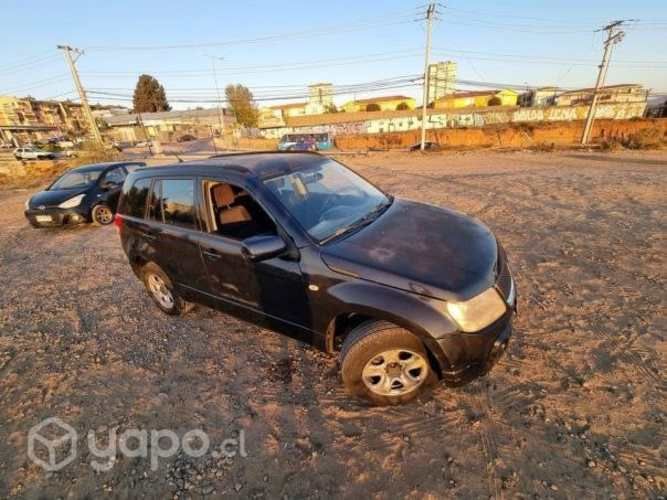 Suzuki grand nomade 2006