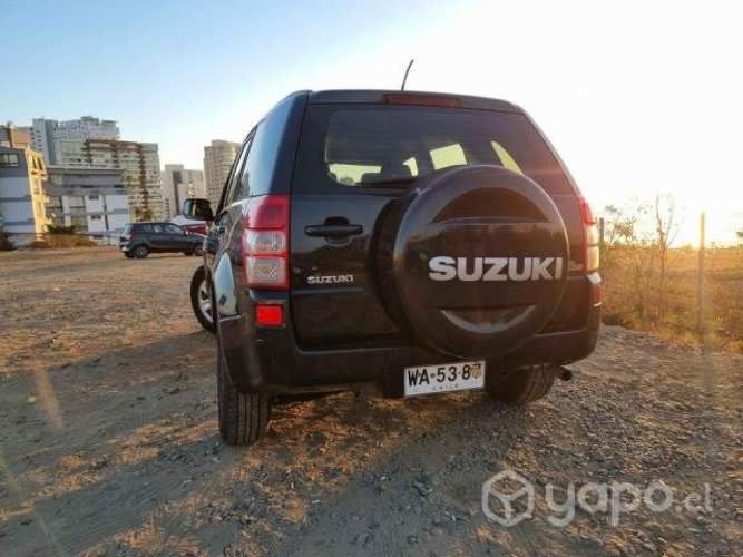 Suzuki grand nomade 2006