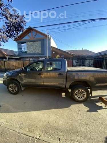 Toyota Hilux 2011 Petrolera 4x2