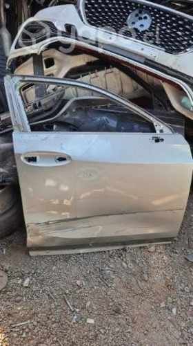 Puert adelantera derecha lexus ux original