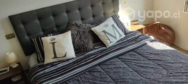 Cama king CIC como nueva