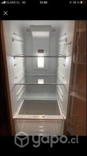 Vendo refrigerador MIDEA en excelente estado