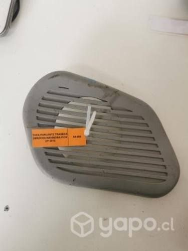 Tapa Parlante Trasera Der Mahindra Pick Up 2016