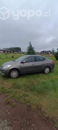 Se vende Nissan versa