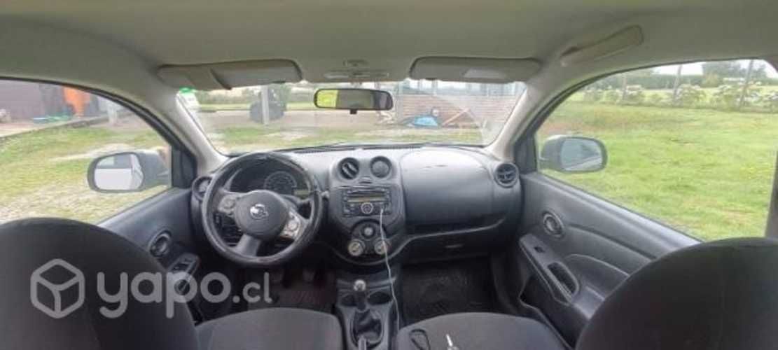 Se vende Nissan versa