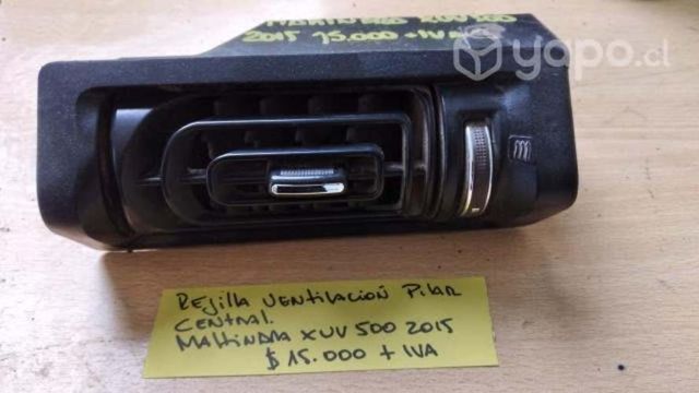 Rejilla ventil pilar central Mahindra XUV500 2015