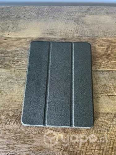 IPad Pro 11 con Apple Pencil y 2 fundas, teclado