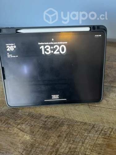 IPad Pro 11 con Apple Pencil y 2 fundas, teclado