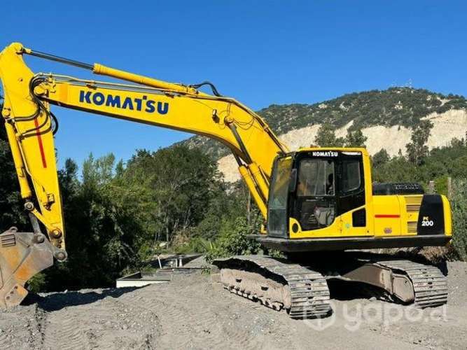 Komatsu pc200-8 2012