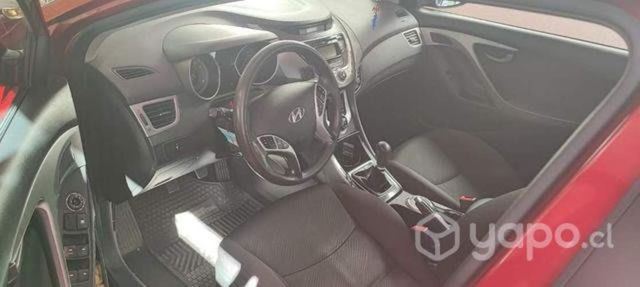 Hyundai Elantra 1.8 gls 2011