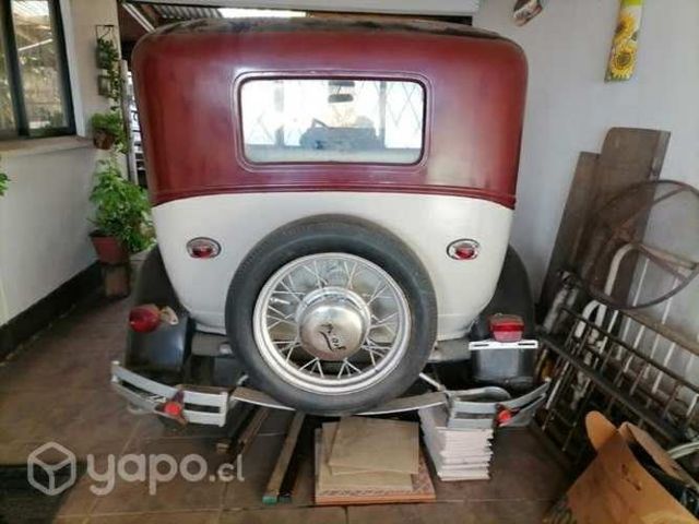 Auto antiguo Ford A año 1930