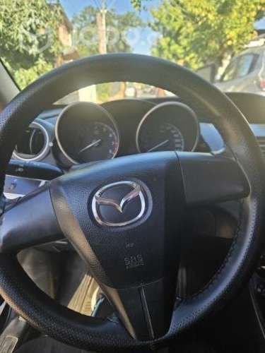 Vendo mi autito mazda 3 precio muy conversable