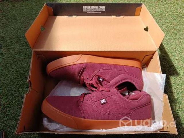 Zapatillas dc rojas talla 41