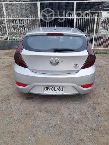 Hyundai accent 1.4 RB 2012