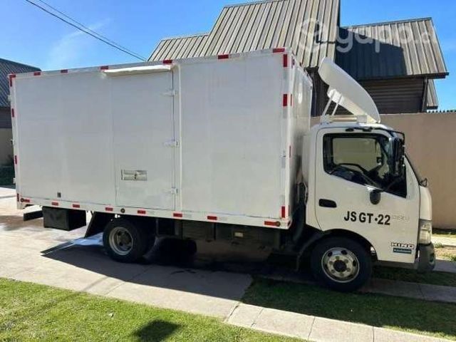 Vendo camion HINO