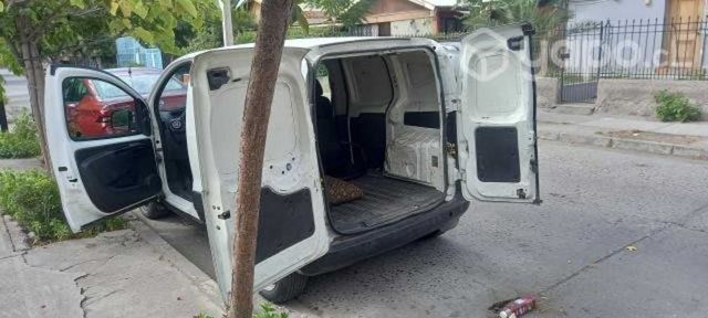 Peugeot bipper full, aire acondicionado,atrasado