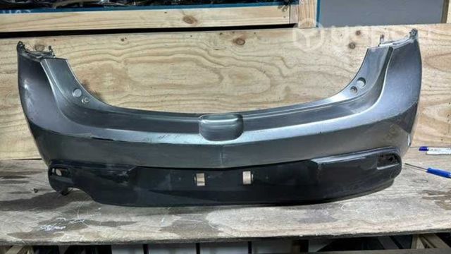 Parachoque Mazda 3 sport trasero