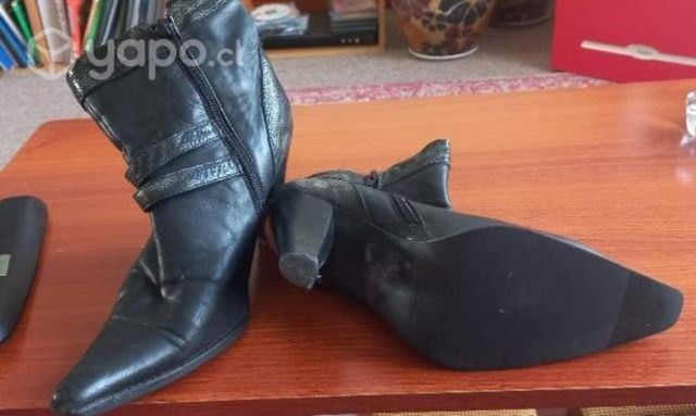 Botines de cuero lorentinos