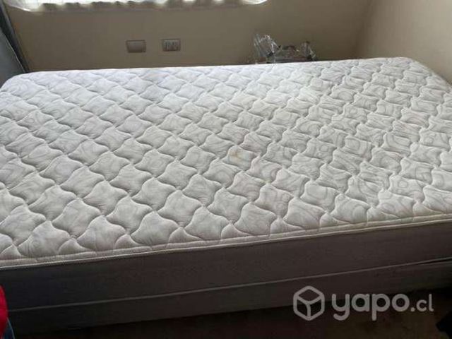 Colchón de plaza y media en excelente estado