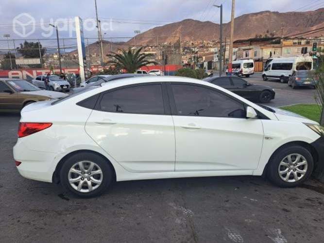 Vendo hyundai accent 2014 1.4