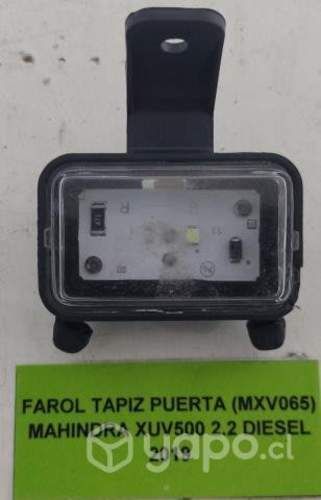 Farol Tapiz Puerta (MXV065) Mahindra XUV500 2019