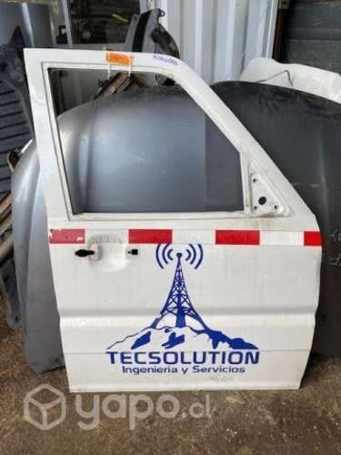 Puerta delantera derecha Mahindra Pick Up 2.2 2018