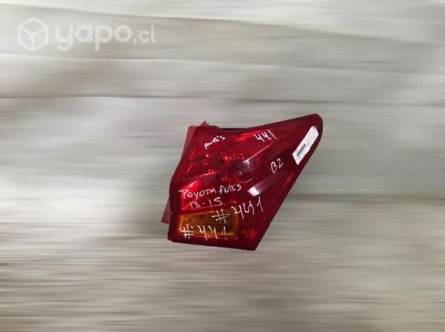 Foco trasero rh Toyota auris 2013-2015