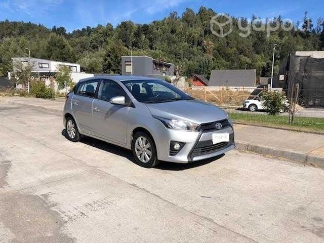 Toyota yaris sport gle mt