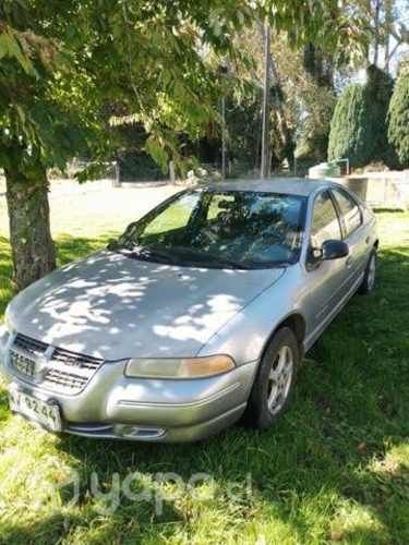 Se vende Crysler Stratus 2.0