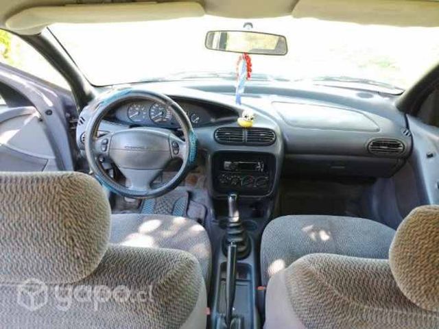 Se vende Crysler Stratus 2.0