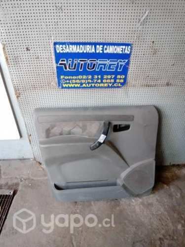 Tapiz puerta delantero izquierdo mahindra