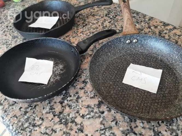 3 sartenes mas utensilios