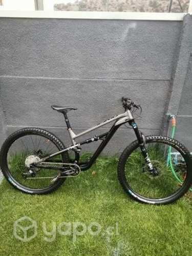 Polygon Siskiu T8 "Talla XL" Aro 29