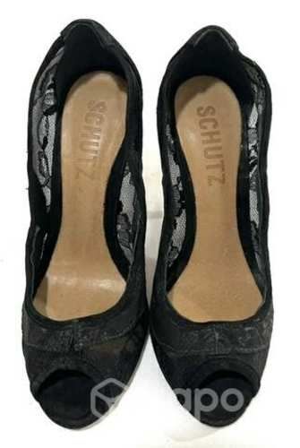 Zapato Taco Aguja Tela y Cuero Marca Schutz N*34