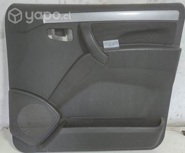 Tapiz Puerta Del Der (MCS141) Mahindra Pik Up 2021