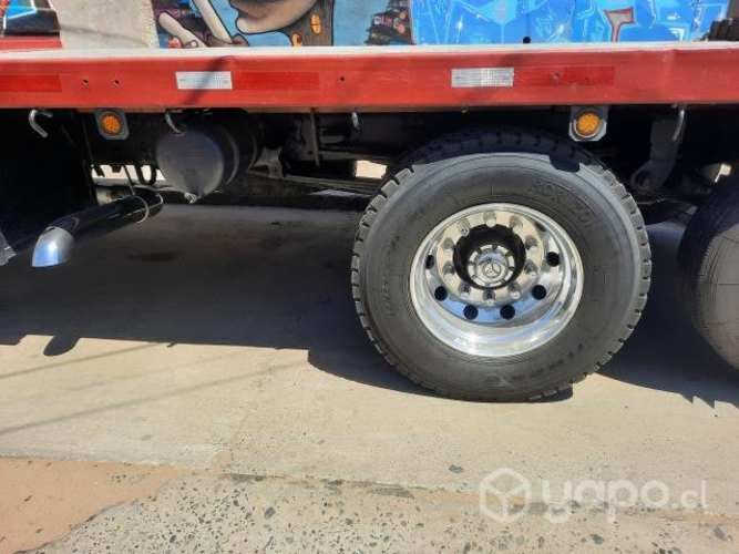 Camión Mercedes Benz