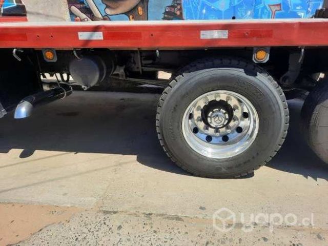 Camión Mercedes Benz