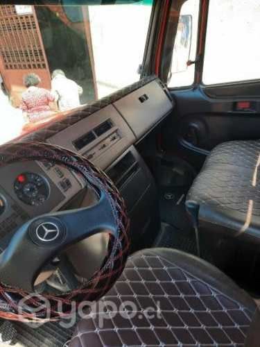 Camión Mercedes Benz
