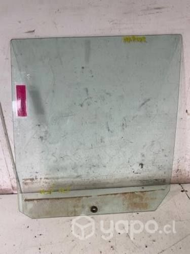 Vidrio original pta tras izq (MAP002) Mahindra Pik