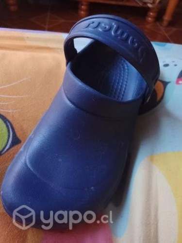 Zapatos crocs azules