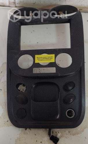 Moldura Radio Tablero (MHS177) Mahindra Scorpio