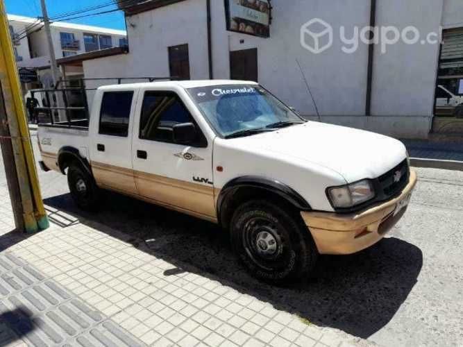 Se vende chevrolet luv año 2001