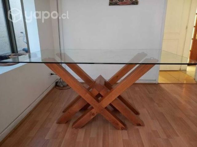 Mesa de Comedor con Cubierta de Vidrio